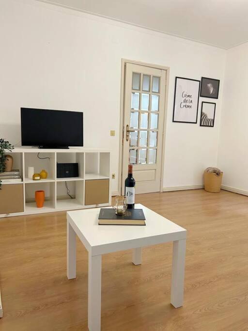 Oporto Music Flat - Very Central & Free Parking Bagian luar foto