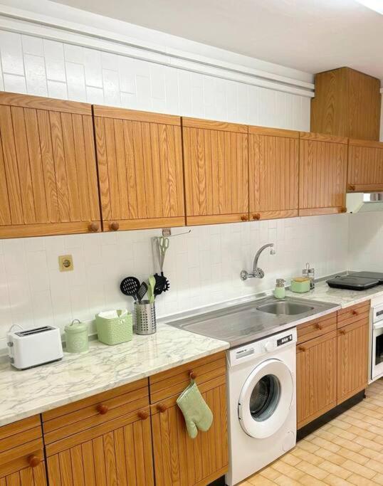 Oporto Music Flat - Very Central & Free Parking Bagian luar foto